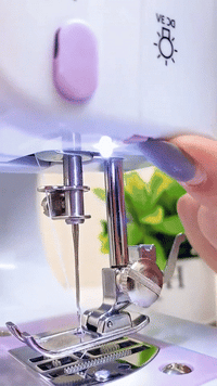 ماكينة الخياطة المنزلية – صغيرة، محمولة، وسهلة الاستخدام!